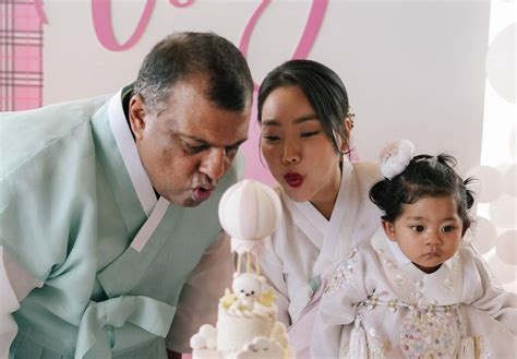 chloe fernandes instagram|(Photos) Tony Fernandes Throws Korean Birthday Party For .